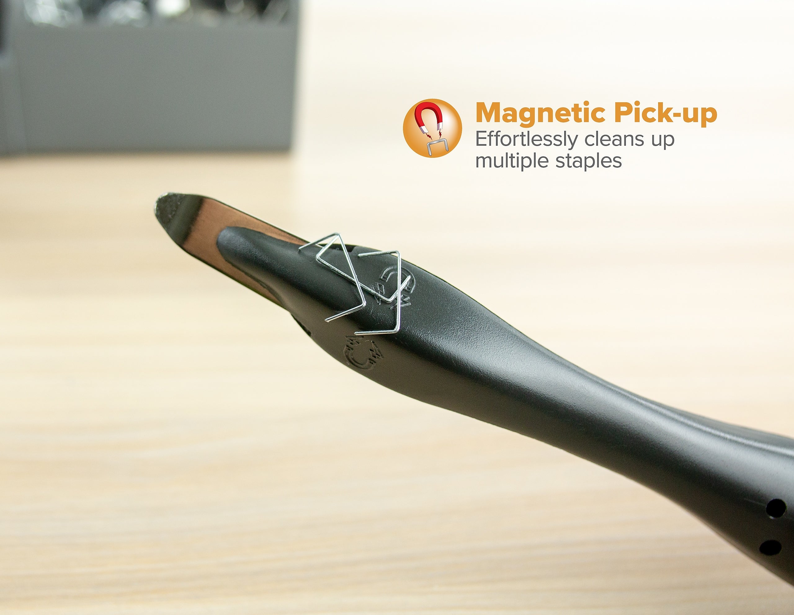 Bostitch Professional Magnetic Push Staple Remover, Black