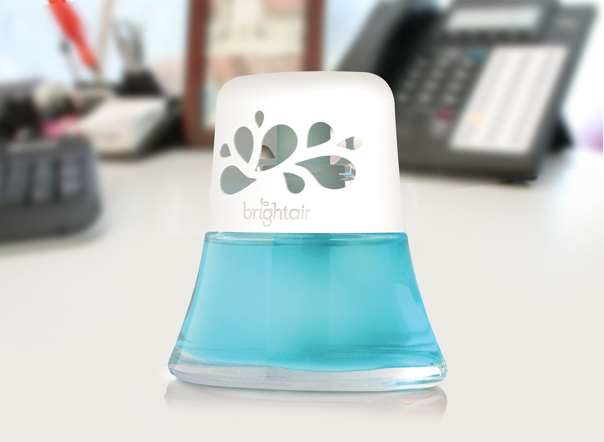 Bright Air Scented Oil & Holder, Calm Waters & Spa