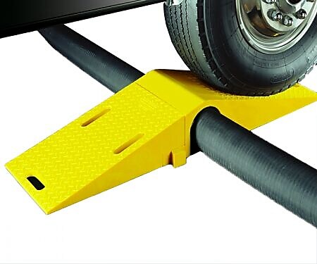 Checkers® Diamondback® Modular Bridge System Connector For UHB2025T Tunnel, Orange