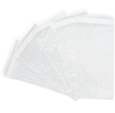 Coastwide Professional™ 4" x 7.5" Self-Seal 3/16" Bubble Bags, 500/Carton