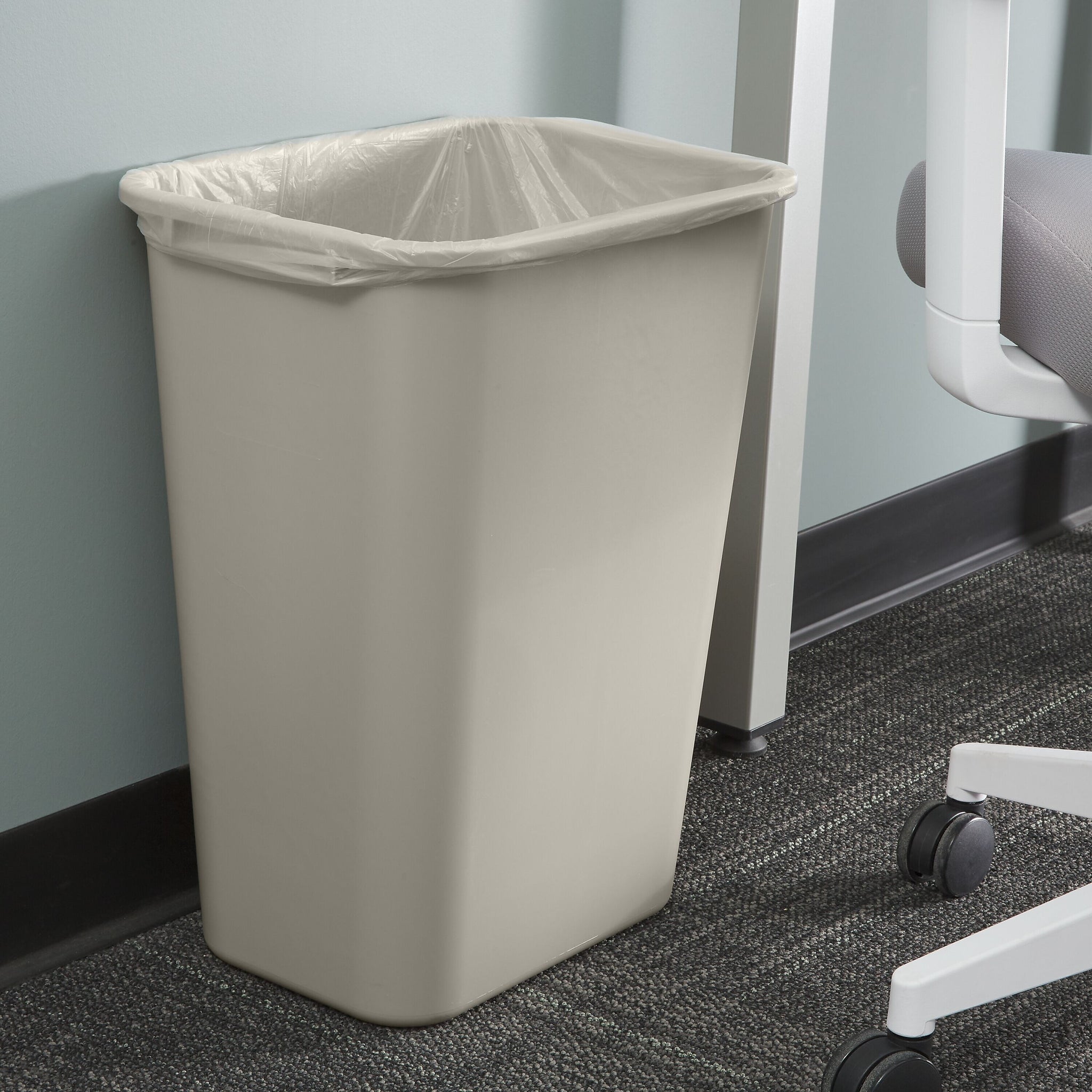 Coastwide Professional™ Plastic Trash Can, 10.25 Gallon, Beige