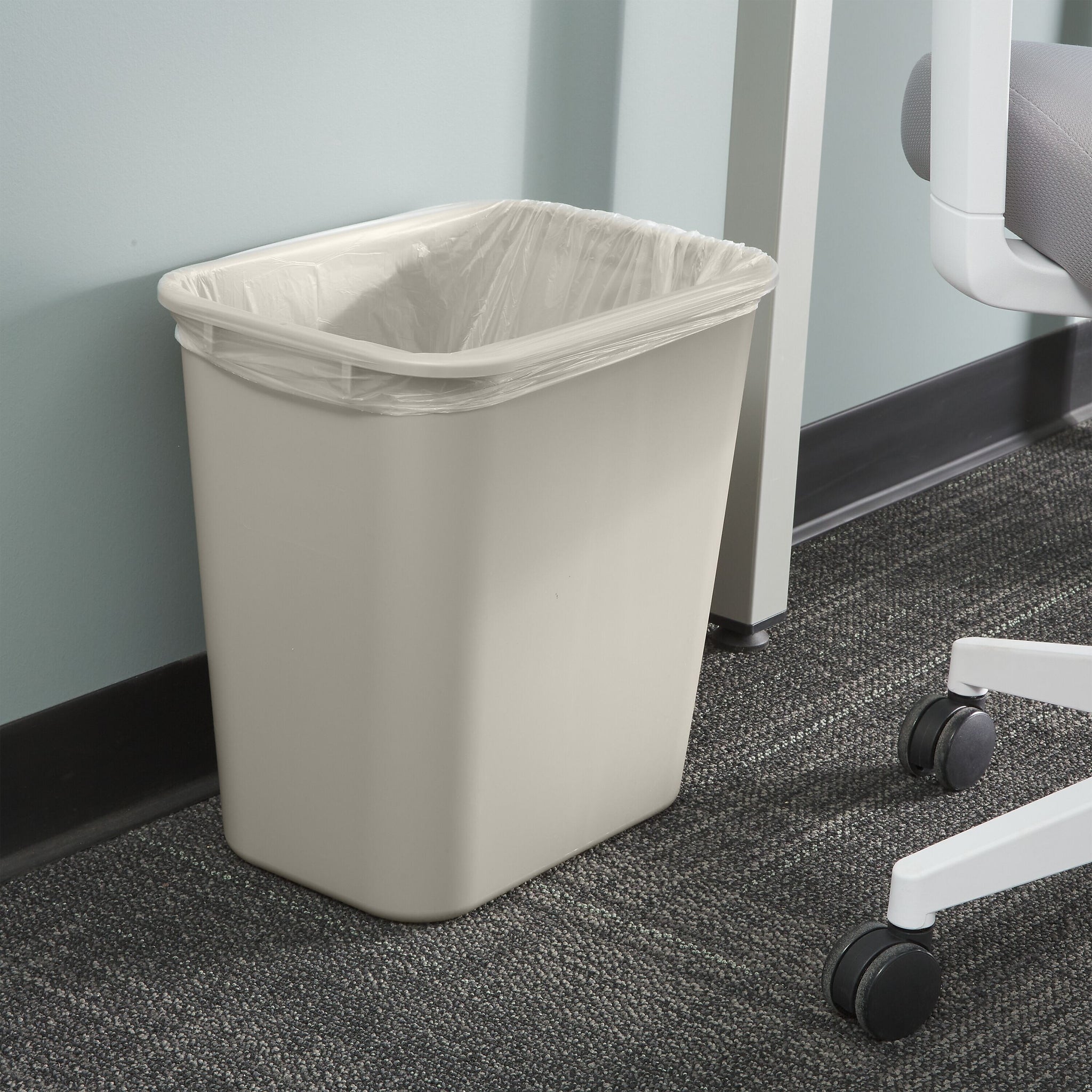 Coastwide Professional™ Plastic Trash Can, 7 Gallon, Beige