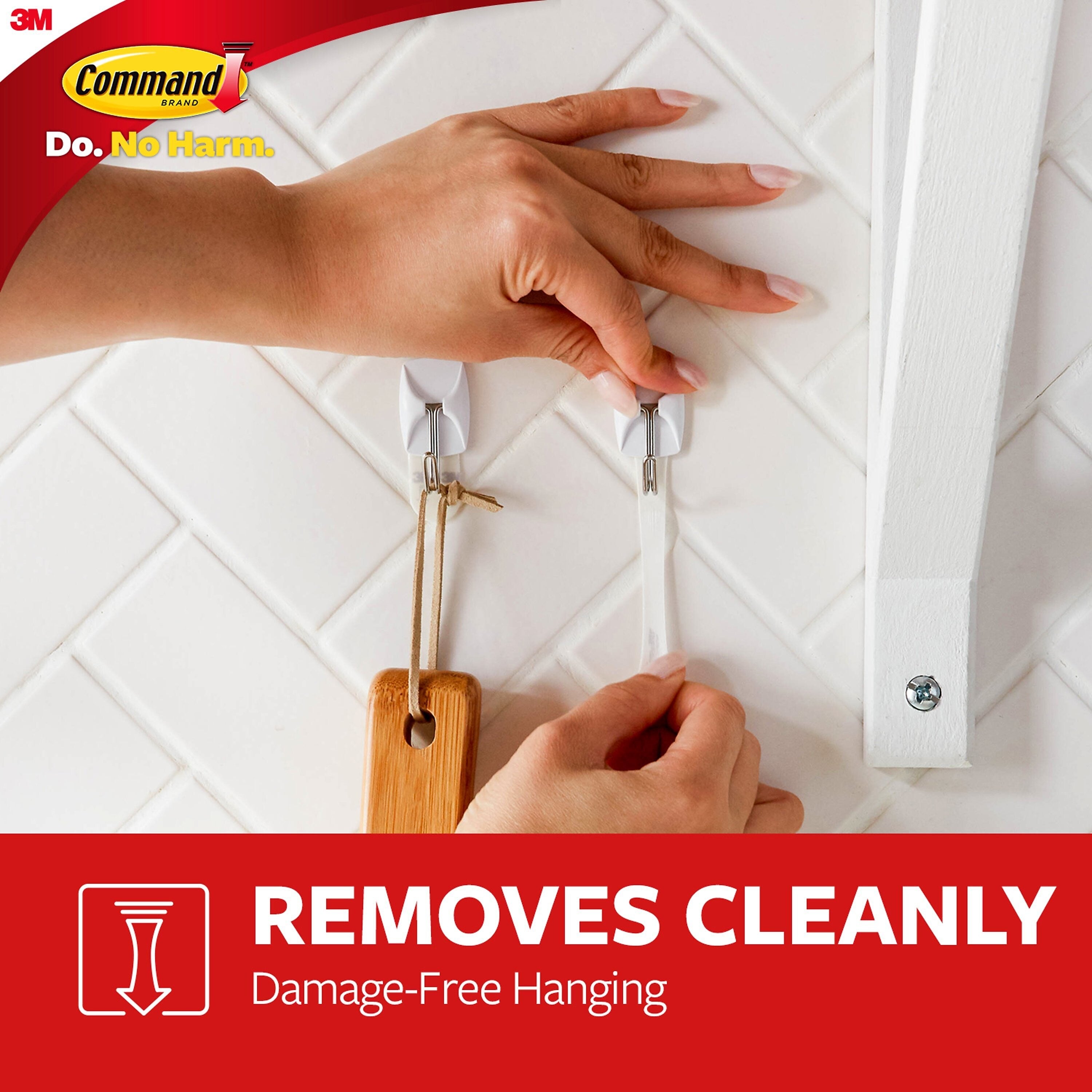 Command Small Wire Toggle Hooks, White, Damage Free Organizing of Dorm Rooms, 28 Hooks, 32 Command Strips