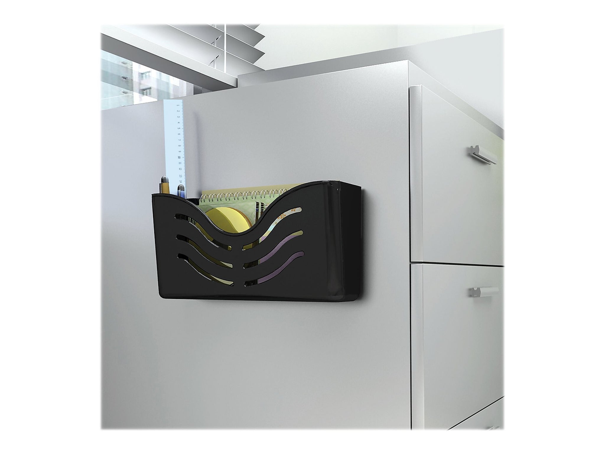 Deflect-O Magnetic 1-Pocket Plastic Letter Size Wall File, Black