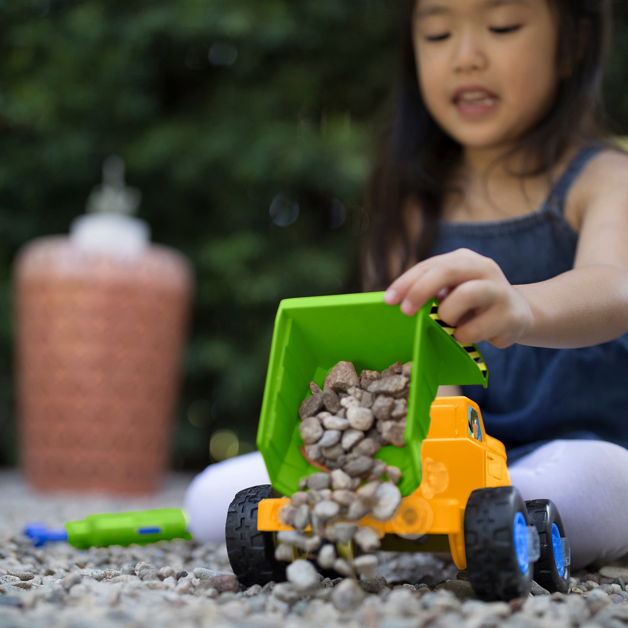 Educational Insights Design & Drill Power Play Vehicles Dump Truck