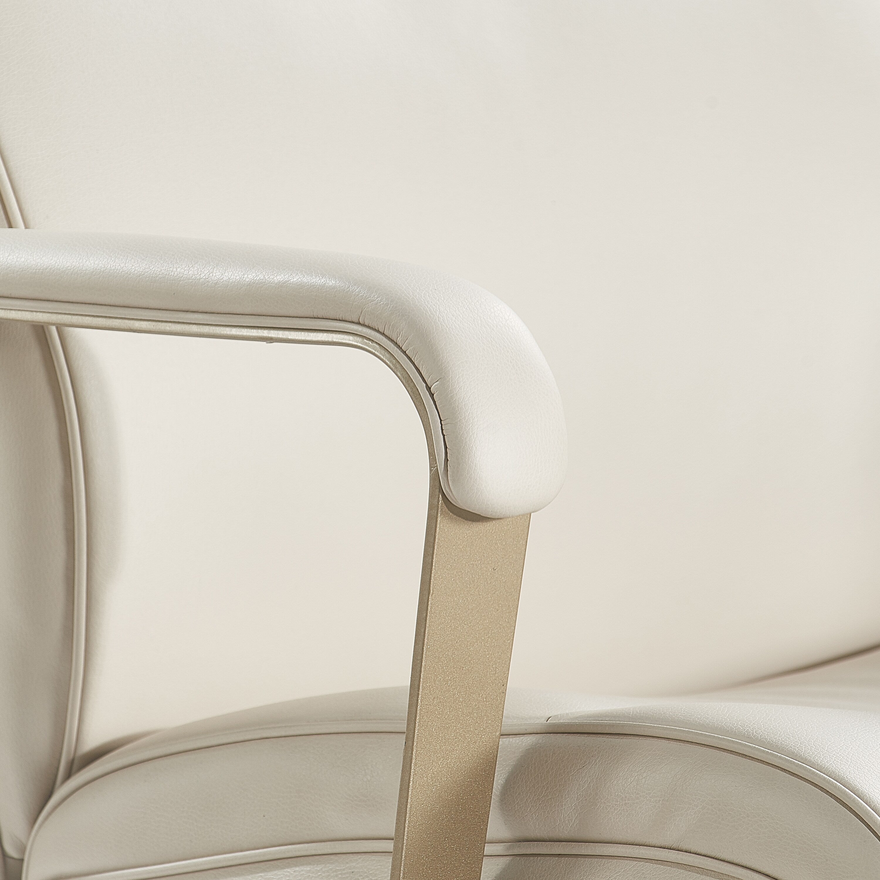 La-Z-Boy Melrose Ergonomic bonded Leather Swivel Executive Chair, White