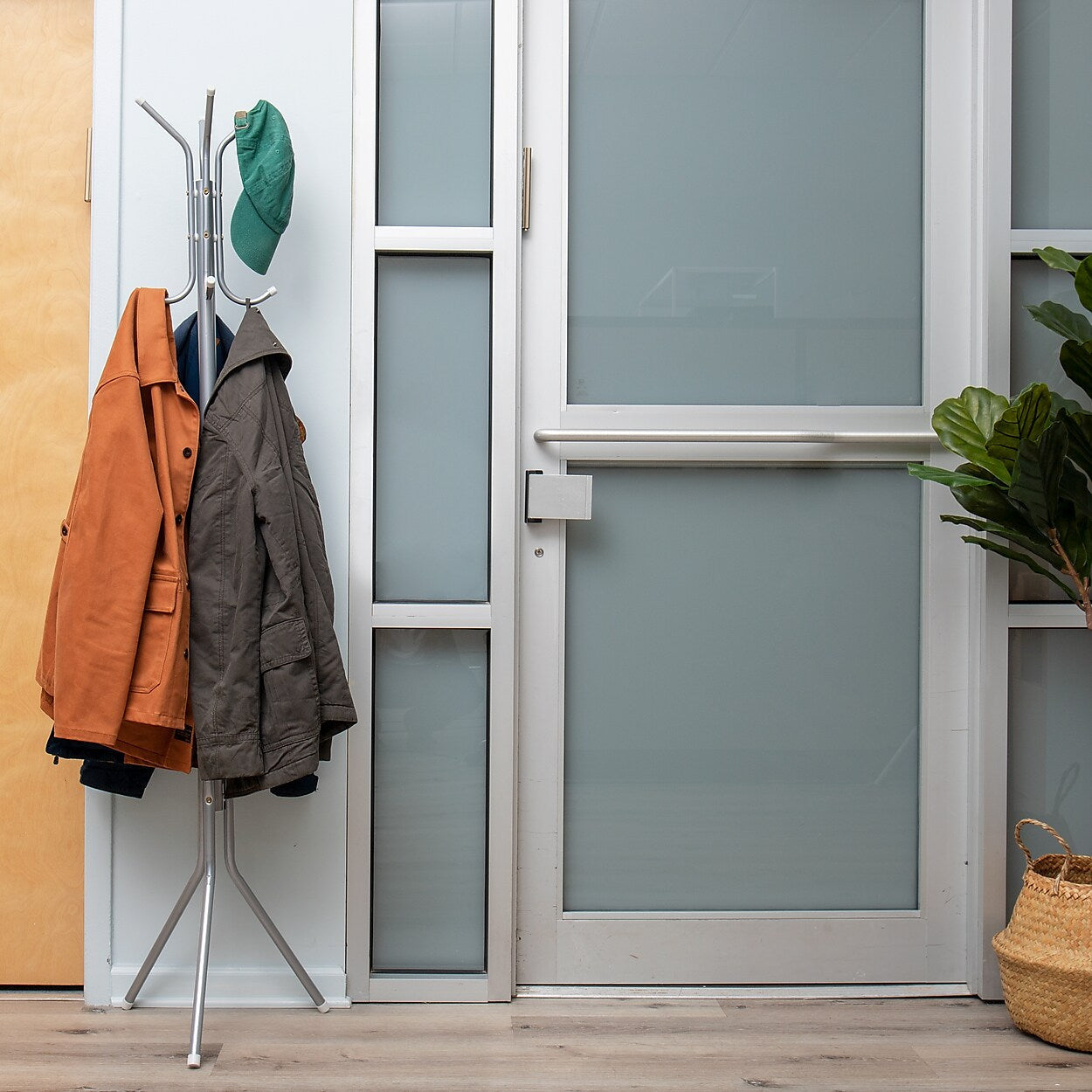 Mind Reader Coat Rack Freestanding Coat Tree, Silver, Metal