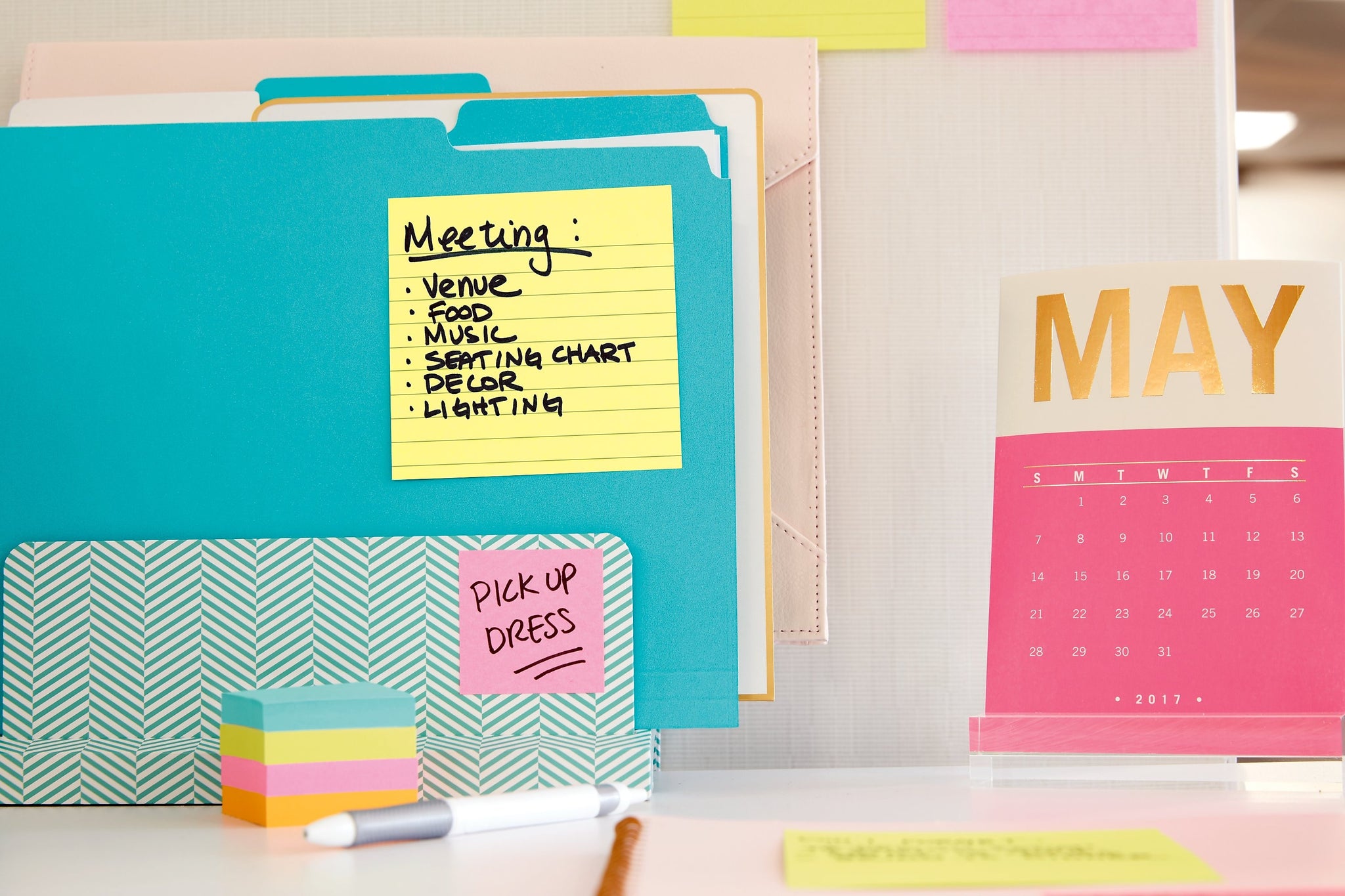 Post-it® Super Sticky Pop-Up Notes Dispenser for 4