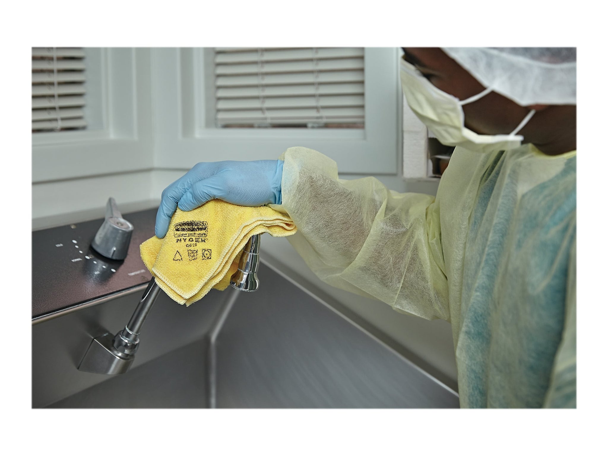 Rubbermaid HYGEN Microfiber Cleaning Cloths, 16