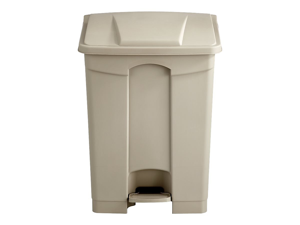 Safco Indoor Step Trash Can, Tan Plastic, 17 Gal.