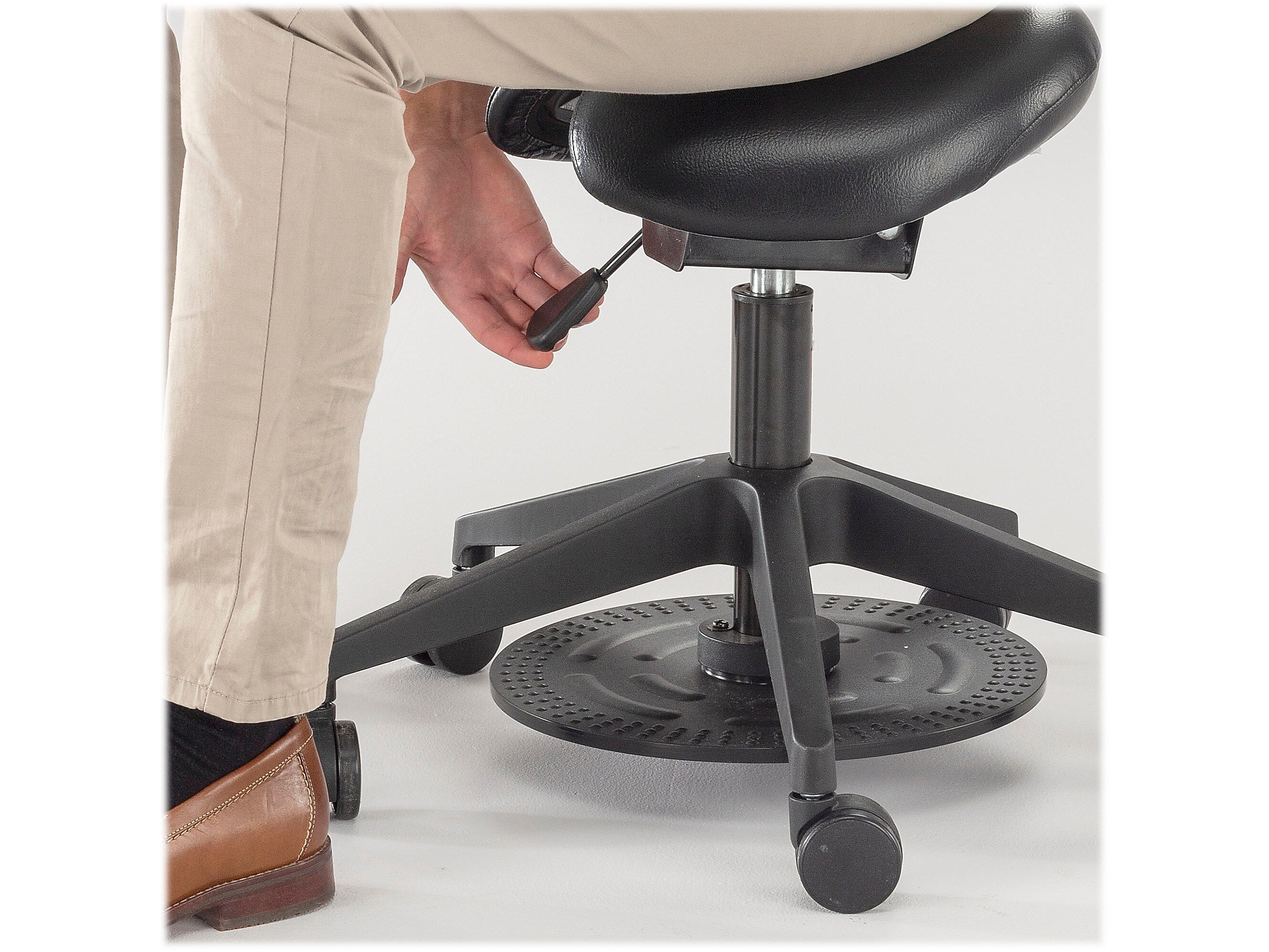Safco Saddle Seat 27