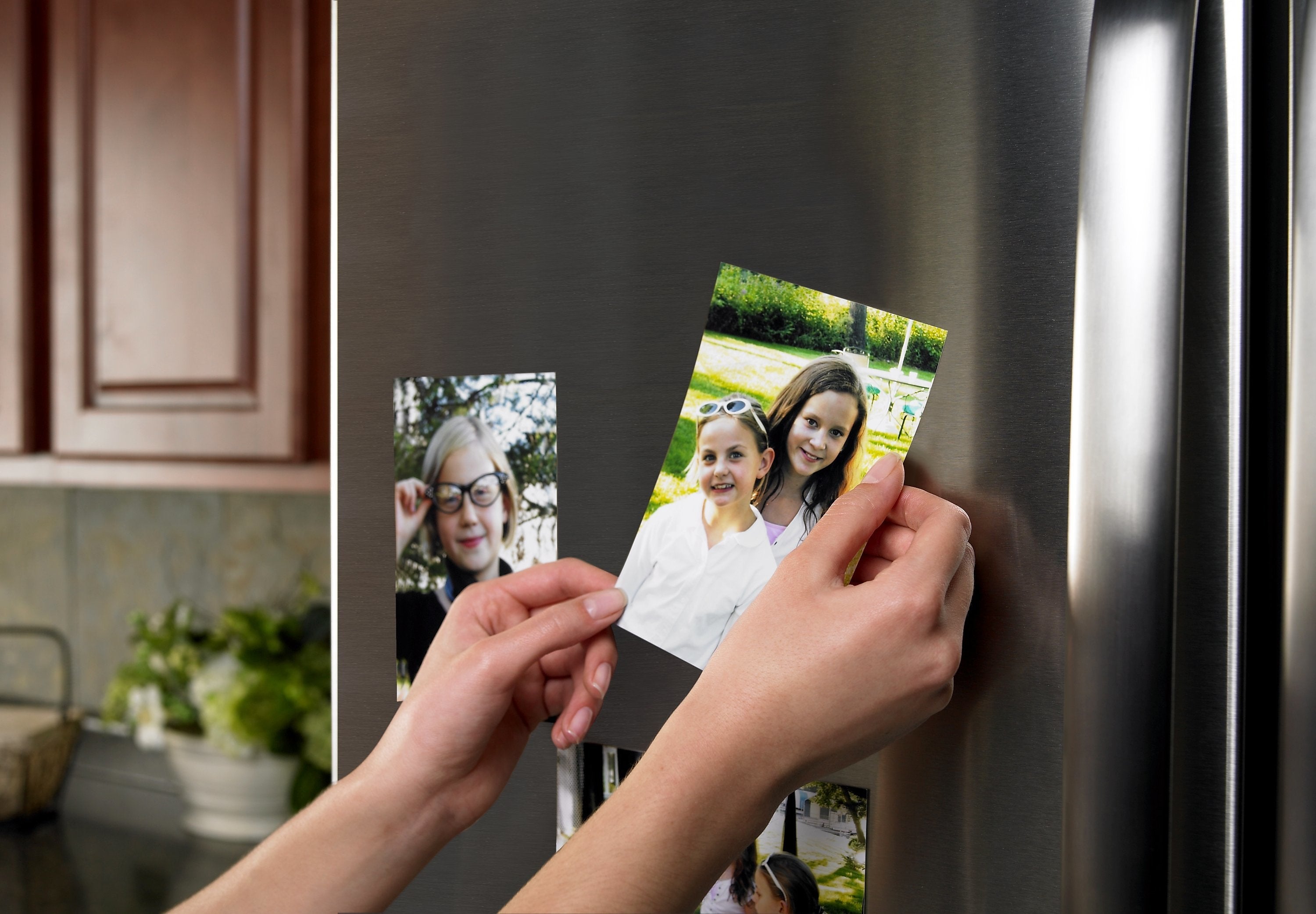 Scotch Removable Small Mounting Squares, 0.68