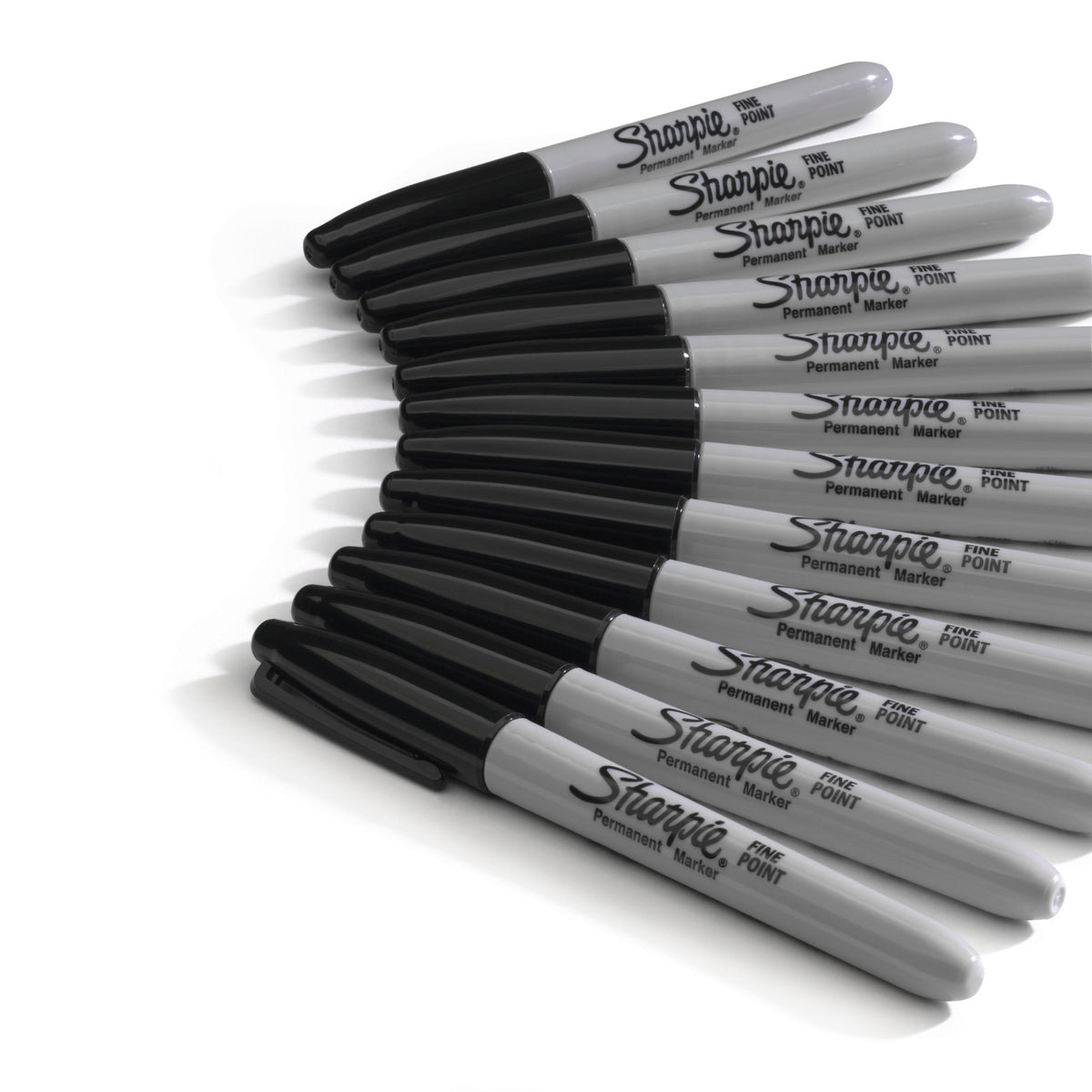 Sharpie Permanent Marker, Fine Tip, Black, Dozen