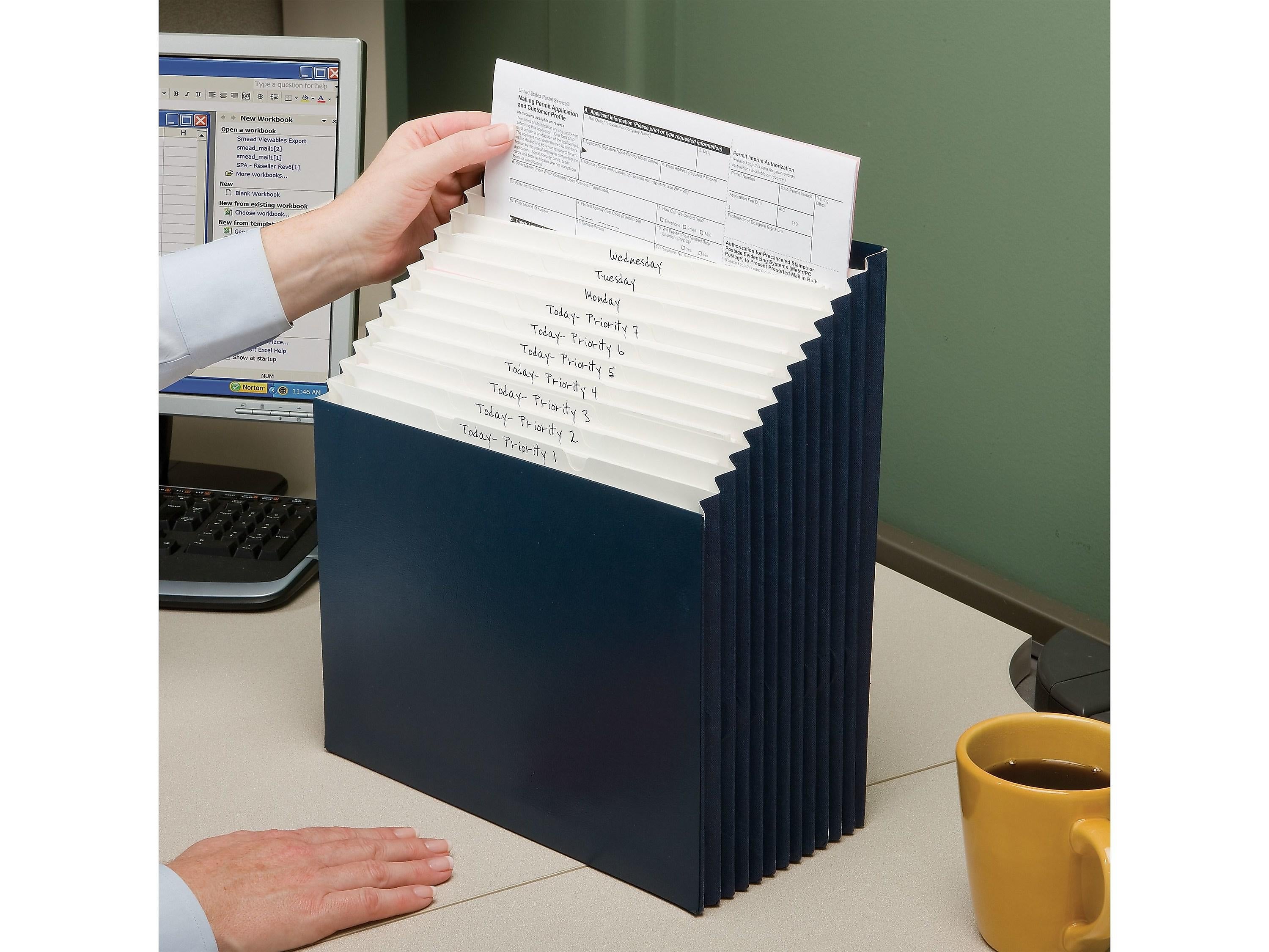 Smead Secure Stadium File, Letter Size, 12-Pocket, Navy Blue