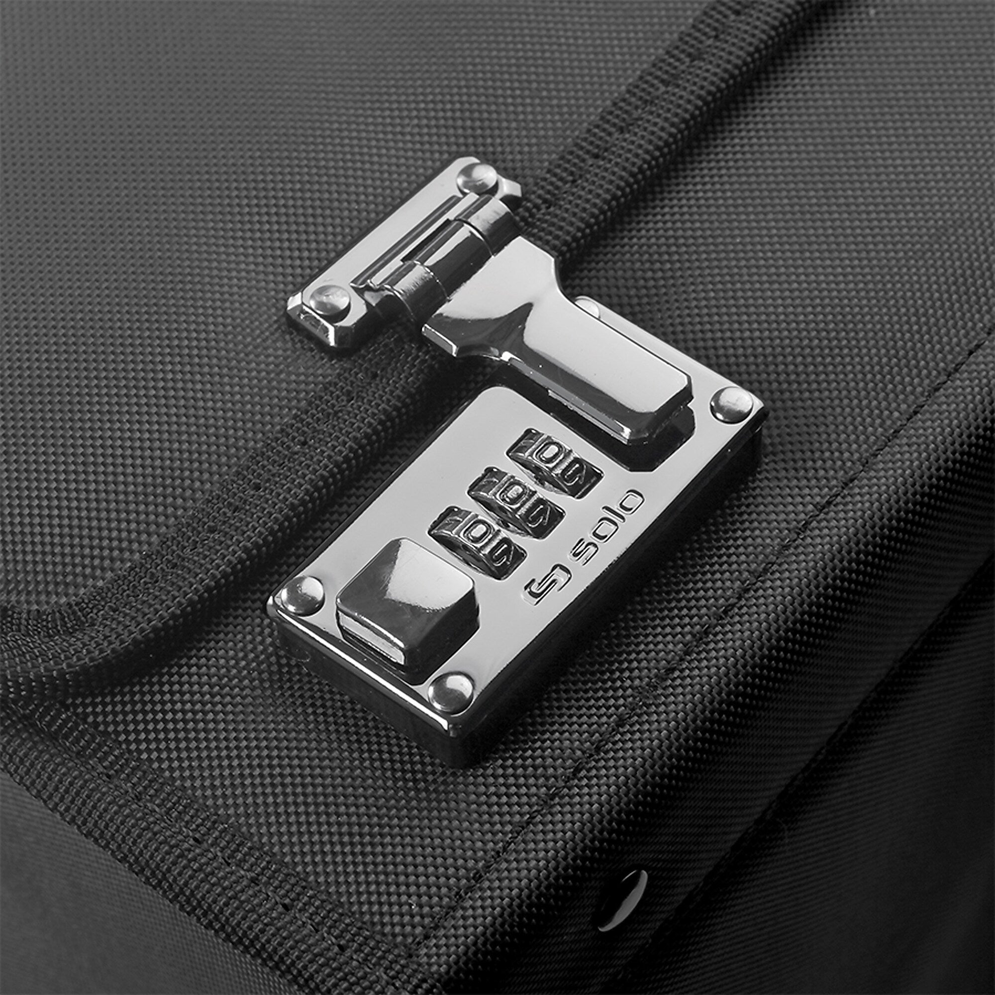 Solo New York Classic Laptop Rolling Briefcase, Black Polyester