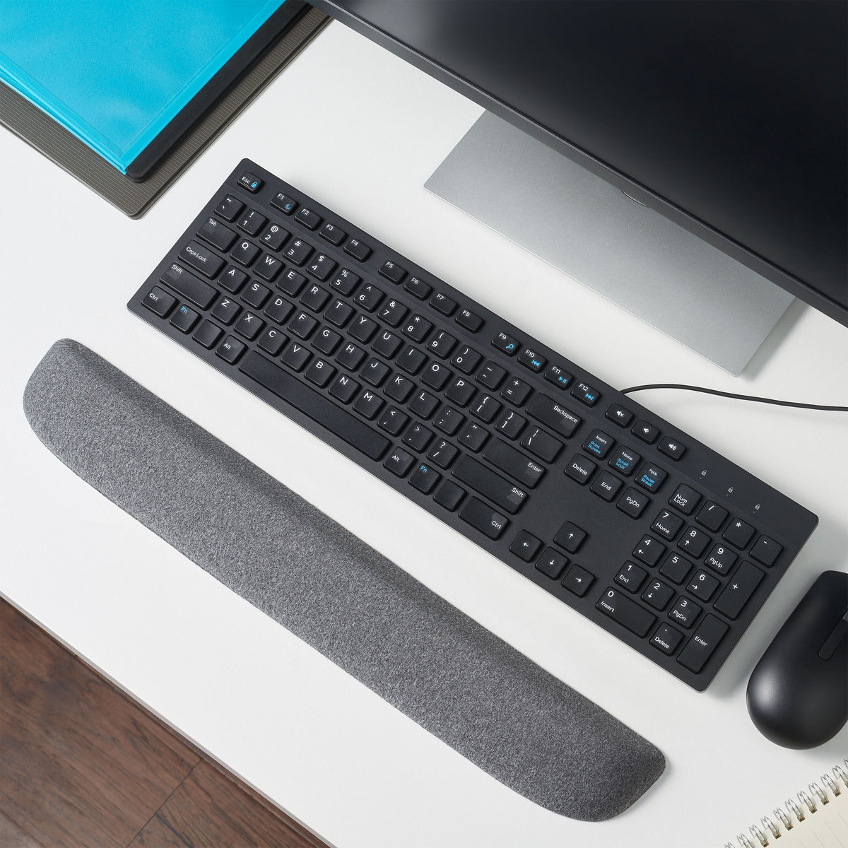 Staples Gel Keyboard Wrist Rest, Gray