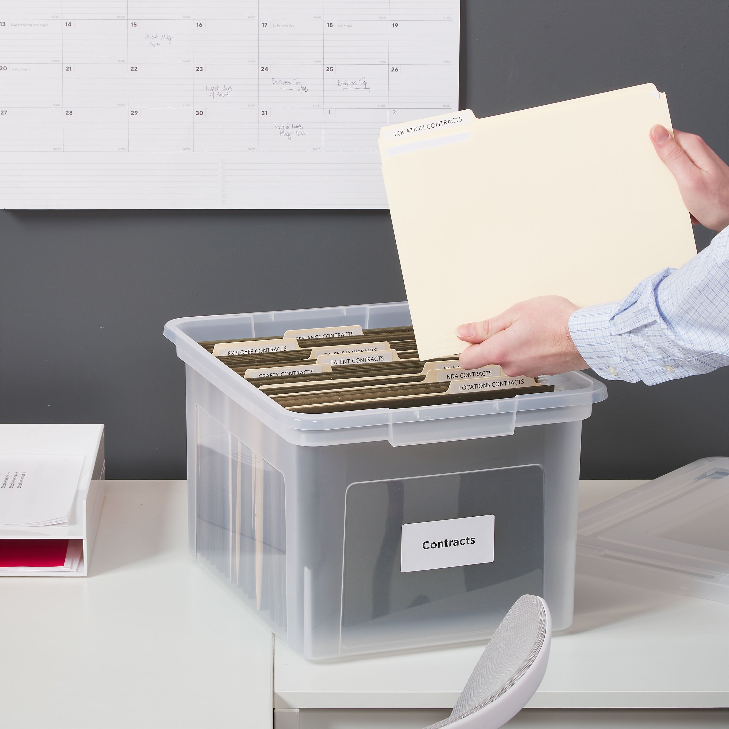 Staples Hanging File Box, Snap Lid, Letter/Legal Size, Clear, 4/Carton