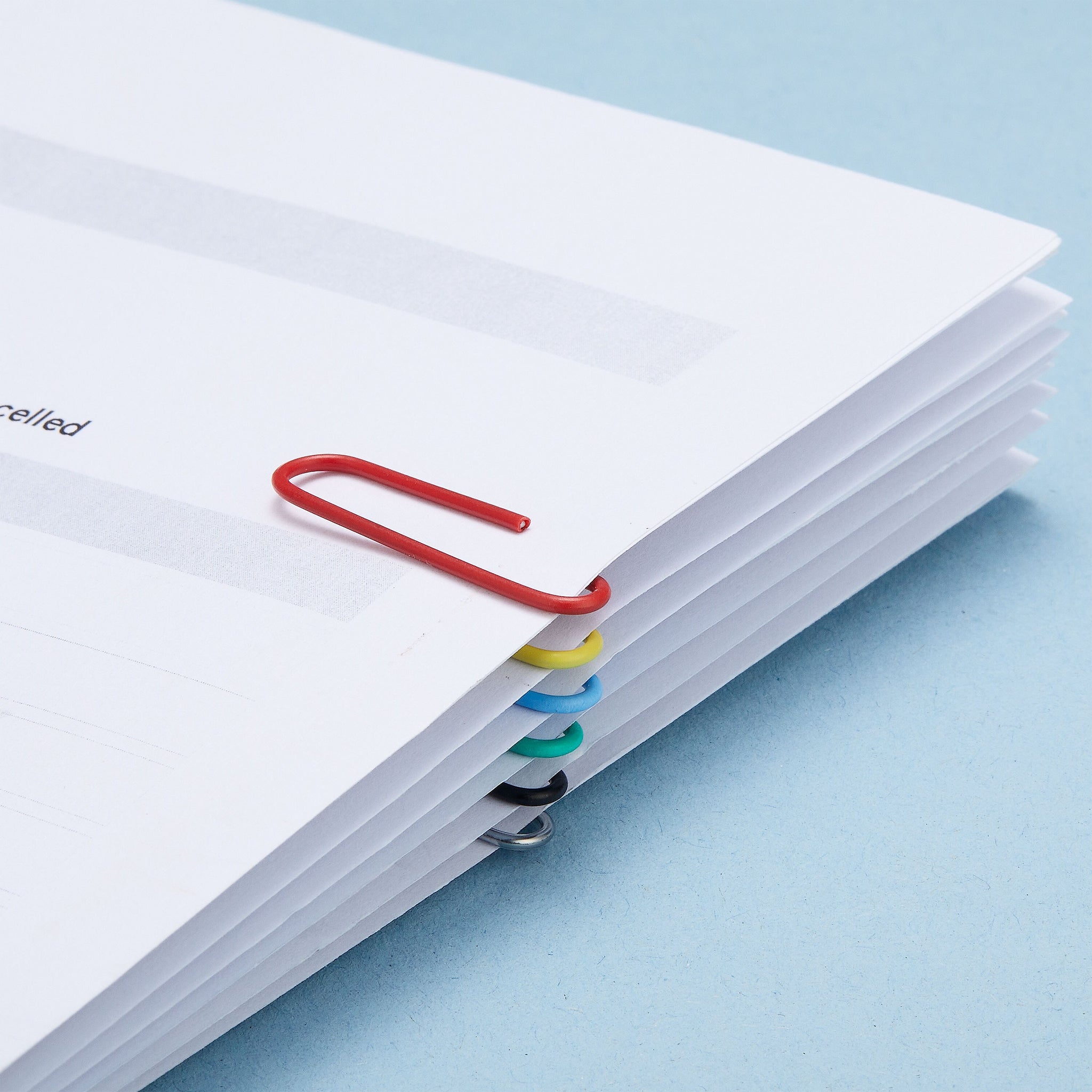 Staples Standard #1 Paper Clips, Assorted Colors, 1000/Pack