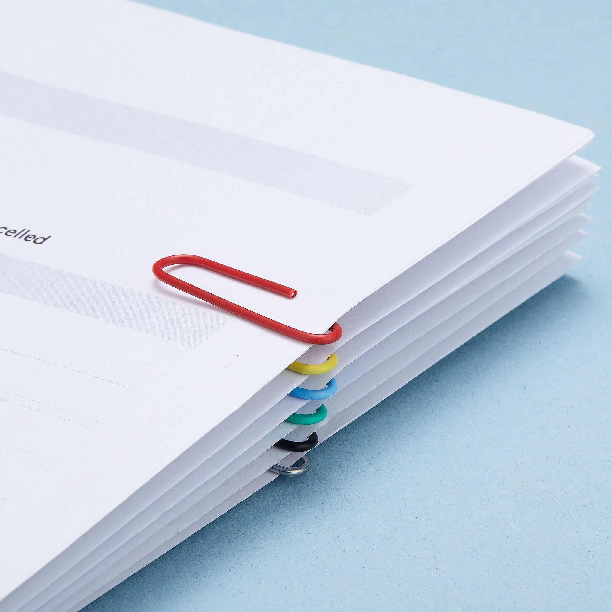 Staples Standard #1 Paper Clips, Assorted Colors, 1000/Pack