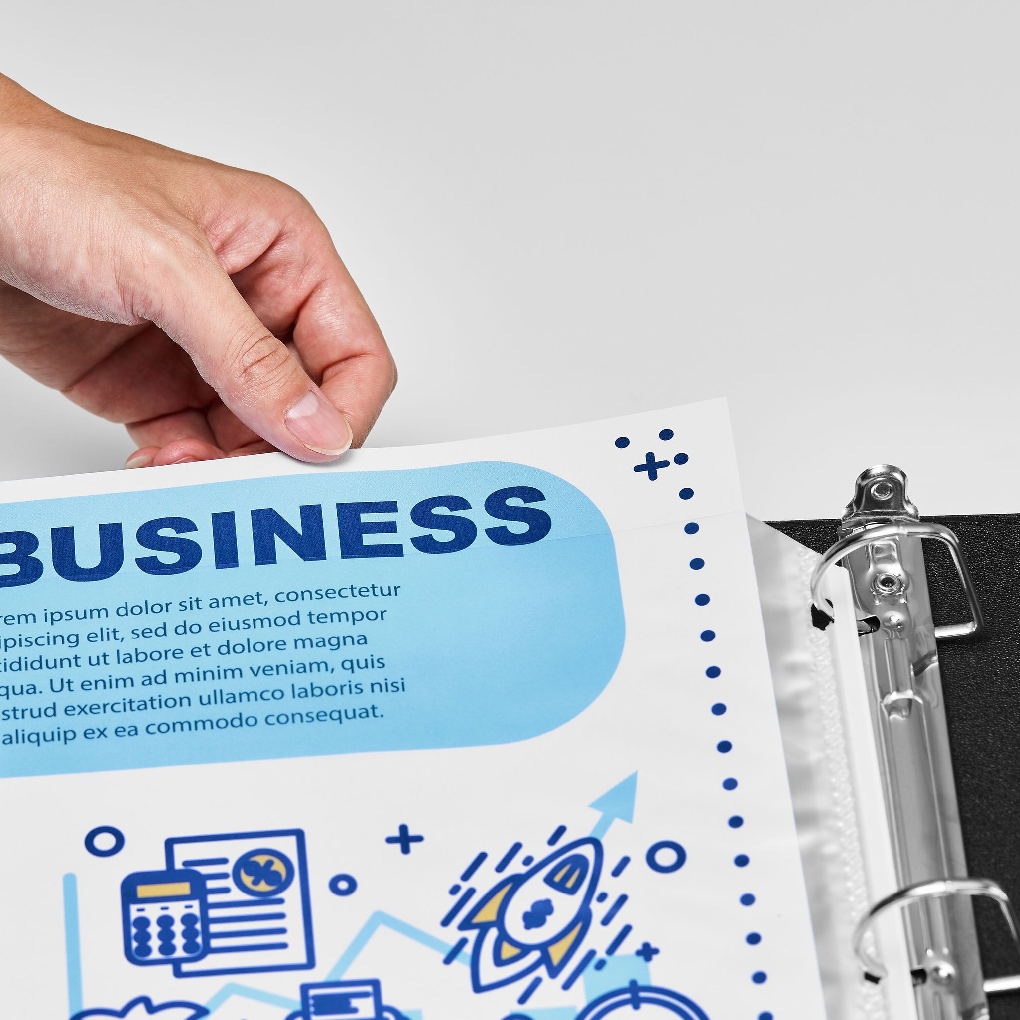 Staples Standard Weight Sheet Protector, 8.5