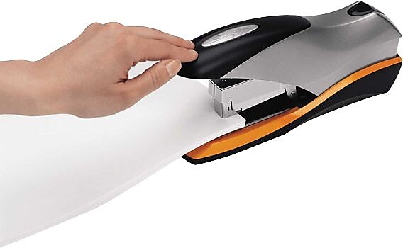 Swingline Optima 70 Desktop Stapler, 70-Sheet Capacity, Staples Included, Silver