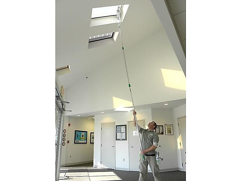 Unger OptiLoc 8' Telescoping Window Extension Pole, Aluminum, Silver/Green