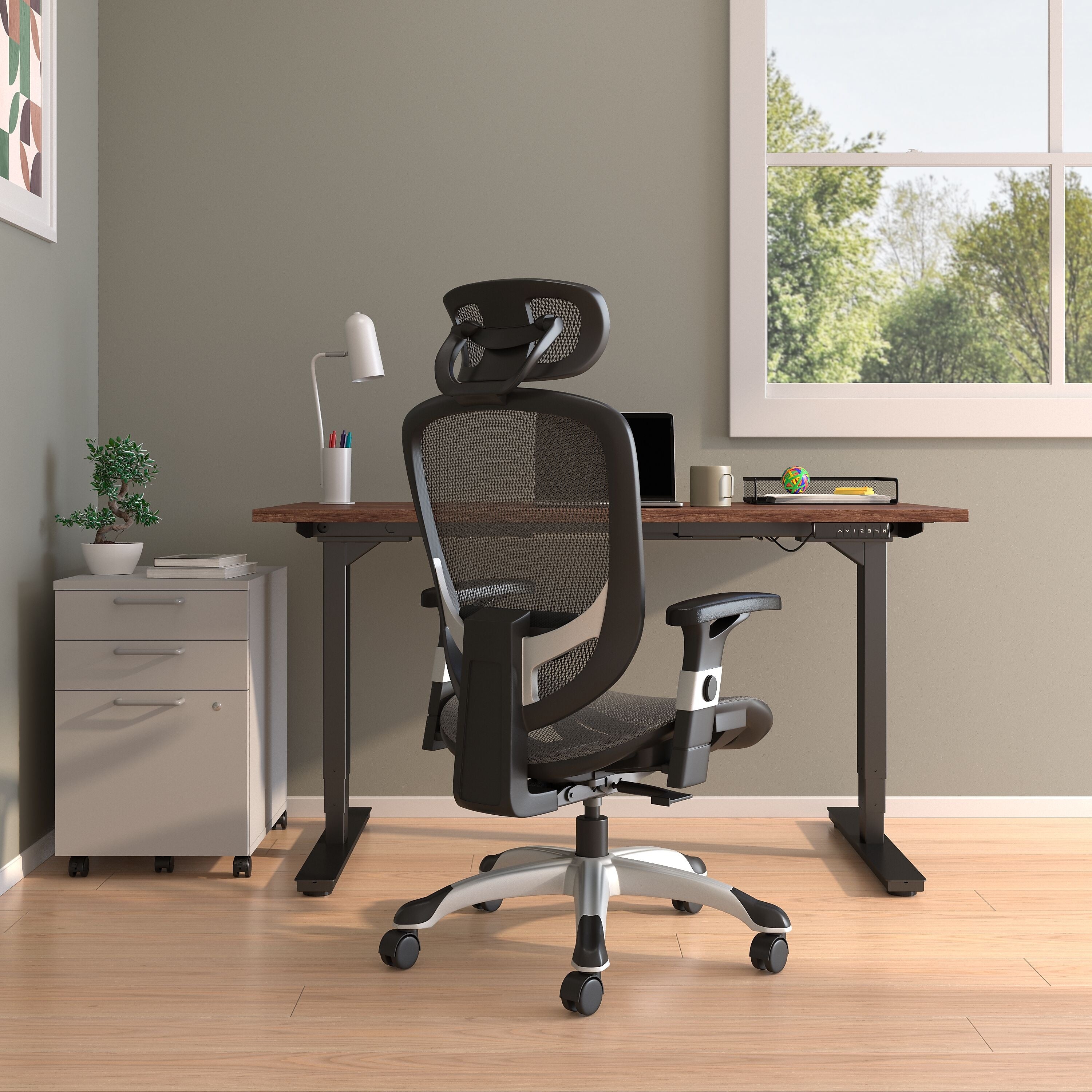 Union & Scale™ FlexFit™ Hyken Ergonomic Mesh Swivel Task Chair, Charcoal Gray